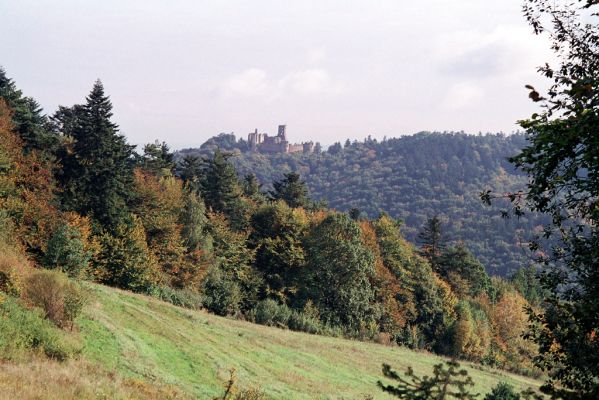 Bardejov, 2.10.2004
Pohled z Ostré Hôrky na hrad Zborov.
Schlüsselwörter: Bardejov hrad Zborov