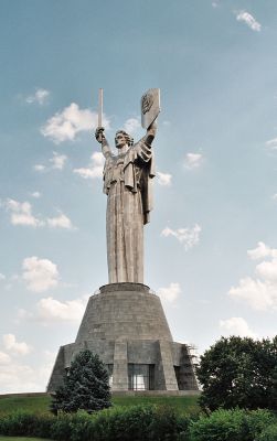 Kiev-vojenský památník, 21.6.2007
Keywords: Ukrajina Kiev