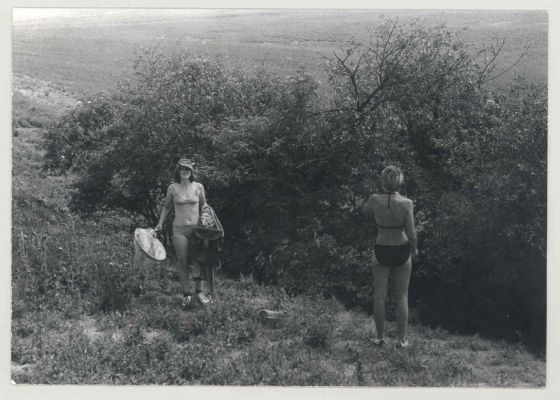 Čejč, červen 1977
Mansonka a Cyrdovka pod Mansonovou stepí.
Schlüsselwörter: Čejč Mansonova step Mansonka Cyrdovka