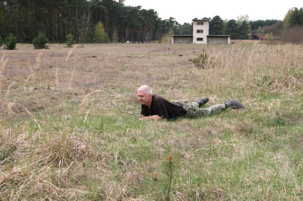 Oleško, 17.4.2011
Bývalá střelnice, takto se na travinách vyhledávají kovaříci Dicronychus equiseti.
Schlüsselwörter: Oleško střelnice Cardiophorus asellus Dicronychus equiseti Mertlik