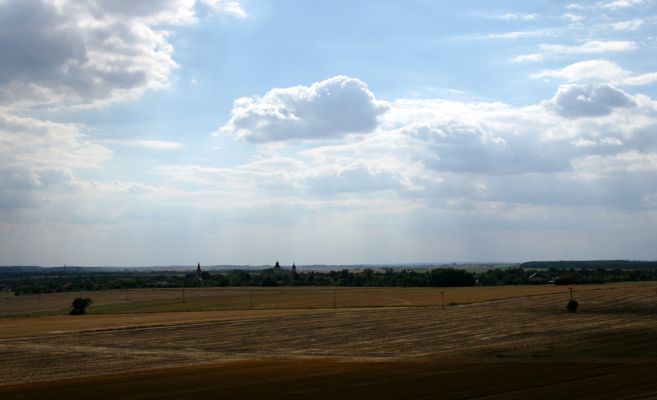 Bohuslavice - Králíčkův kopec, 5.8.2008
Pohled z Králíčkova kopce na Bohuslavice.
Klíčová slova: Bohuslavice Králíčkův kopec