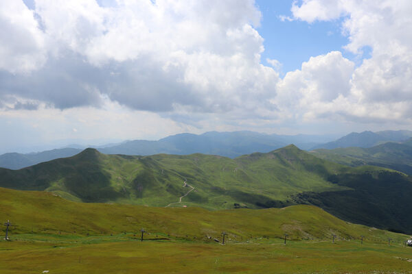 Lizzano in Belvedere, 16.6.2023
Parco Regionalle Corno alle Scale, Pohled na Monte Cupolino a Lago Scaffaiolo - odtud byla popsána samice Anostirus maccapanii.
Keywords: Emilia-Romagna Appennino Tosco Emiliano Lizzano in Belvedere Parco Regionalle Corno alle Scale Cavone Rio Piano Corno alle Scale Anostirus maccapanii