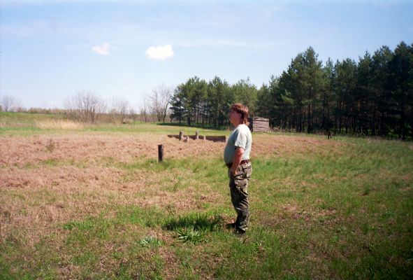 Čenkov, 27.4.2001
Bývalá vojenská střelnice.
Klíčová slova: Mužla Čenkov Dicronychus equisetioides Cardiophorus asellus Martin Samek