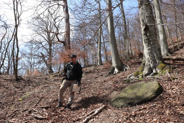 Černice, 21.4.2021
Černický vrch.
Klíčová slova: Krušné hory Horní Jiřetín Černice Černický vrch Pavel Krásenský