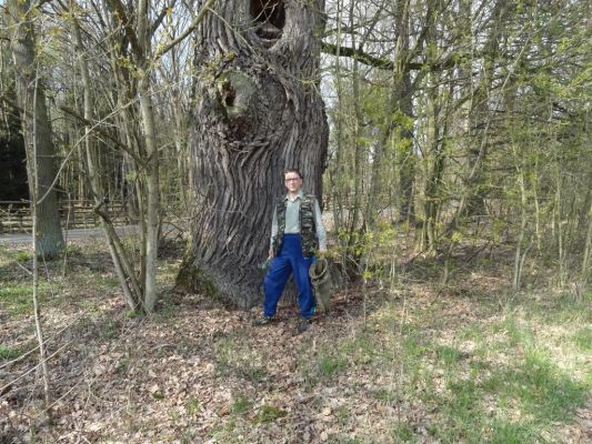 Ptýrov, Maníkovice, 10.4.2017
Klokočka - dubová alej u cesty podél obory.
Schlüsselwörter: Ptýrov, Maníkovice Klokočka dubová alej Zúber