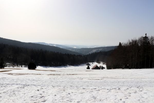 Deštné v Orlických horách, 25.2.2021
Sedlo Šerlich - pohled do Šerlišského dolu.
Mots-clés: Orlické hory Deštné v Orlických horách sedlo Šerlich Šerlišský důl