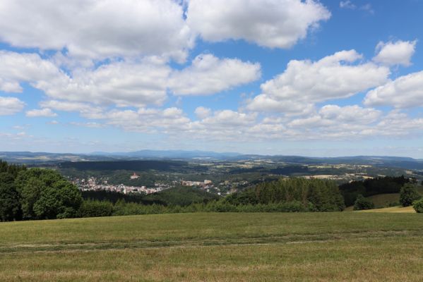 Náchod, 3.7.2019
Vrch Dobrošov, pastvina. Pohled na Náchod a Krkonoše.
Keywords: Náchod vrch Dobrošov pastvina