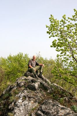 Vihorlat, Humenský Sokol, 27.4.2013
Červená skala. Takto se chytá Anostirus atropilosus bez síťky...



Schlüsselwörter: Humenné Vihorlat Humenský Sokol Červená skala Anostirus atropilosus Mertlik