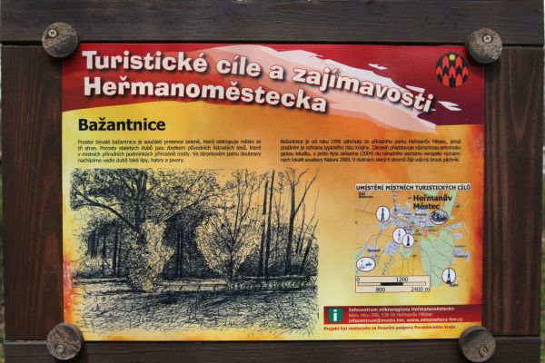 Heřmanův Městec, 19.4.2012
Zámecký park - informační tabule.



Klíčová slova: Heřmanův Městec zámecký park
