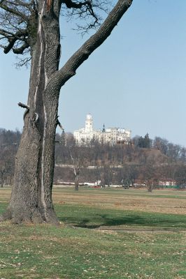 Hluboká nad Vltavou, 18.3.2004
Podskalská louka.



Mots-clés: Hluboká nad Vltavou Podskalská louka zámek