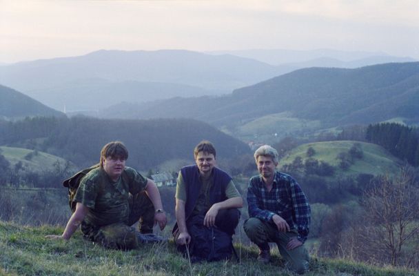 Hodruša-Hámre, 31.3.2002
Vrchy - Kašivárová. V pozadí Lukavica a Čierny vrch.



Klíčová slova: Štiavnické vrchy Hodruša-Hámre Vrchy Samek Dušánek Mertlik