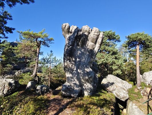 Karlów, 20.9.2025
Velká Hejšovina.
Klíčová slova: Karlów Stolové hory Góry Stołowe Velká Hejšovina Szczeliniec Wielki