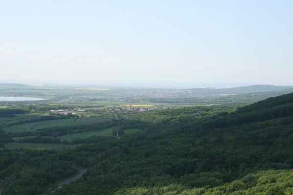 Horní Jiřetín, Jezeří, Jezerka, 13.5.2008
Pohled z Jezerky k jihu na Vysokou Pec.
Klíčová slova: Krušné hory Horní Jiřetín Jezeří Jezerka Vysoká Pec