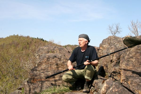 Horní Jiřetín, 20.4.2018
Jezerka - vrcholová skála (707m). Na lovu kovaříků Anostirus bohemicus.
Schlüsselwörter: Horní Jiřetín Jezerka Anostirus bohemicus Mertlik