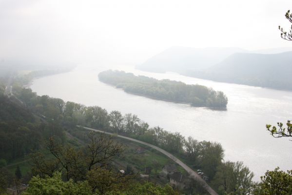 Kamenica nad Hronom, 7.4.2014
Kováčovské kopce. Skaly u Kováčova - pohled na Dunaj. 
Mots-clés: Kamenica nad Hronom Kováčovské kopce Skaly Dunaj