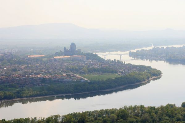 Kamenica nad Hronom, 7.4.2014
Kováčovské kopce. Pohled ze Skal na Ostřihom.
Schlüsselwörter: Kamenica nad Hronom Kováčovské kopce Skaly Dunaj Ostřihom