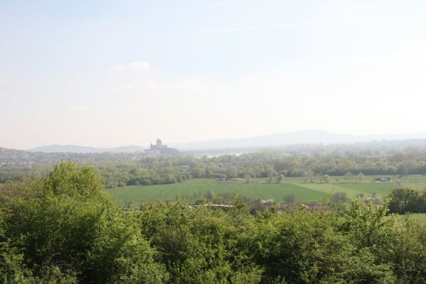 Kamenica nad Hronom, 7.4.2014
Kováčovské kopce. Pohled na Ostřihom. 
Keywords: Kamenica nad Hronom Ostřihom