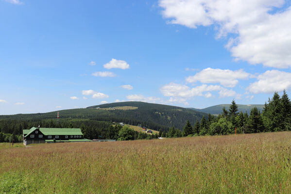 Černý Důl, 11.7.2023
Liščí hora od Lučin.
Klíčová slova: Krkonoše Černý Důl Lučiny Liščí hora Pražská bouda