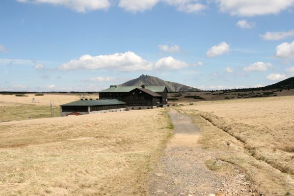 Krkonoše, Luční bouda, 21.5.2014
Luční bouda a Sněžka.
Klíčová slova: Krkonoše Luční bouda Sněžka