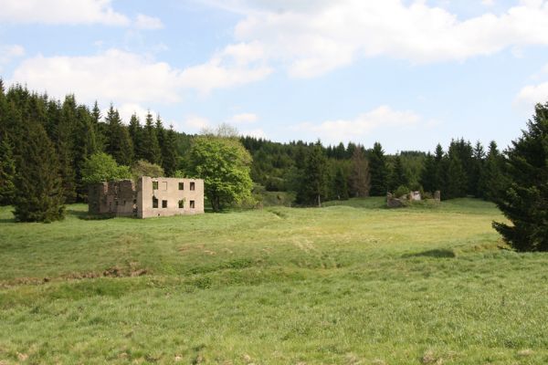 Loučná pod Klínovcem, Háj, 26.5.2012
Údolí Černé vody - Königův Mlýn.
Klíčová slova: Krušné hory Loučná pod Klínovcem Háj Černá voda Königův Mlýn