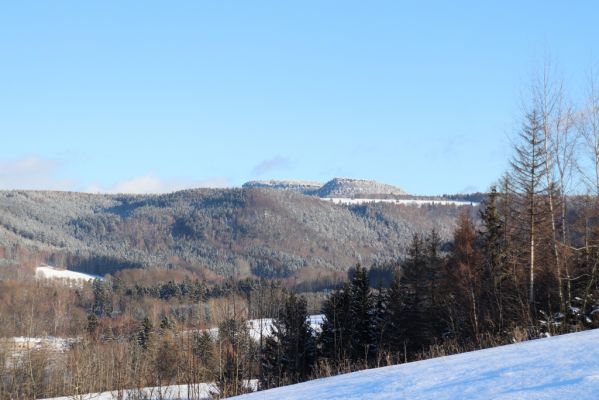 Machov, 22.1.2022
Pohled z Machova na Hejšovinu.
Klíčová slova: Machov Hejšovina Szczeliniec