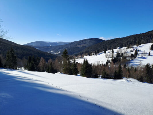 Malá Úpa, 19.1.2024
Krakonošovo údolí.
Schlüsselwörter: Krkonoše Malá Úpa Krakonošovo údolí