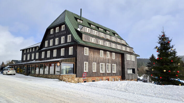 Malá Úpa, 19.1.2024
Pivovar Trautenberk.
Klíčová slova: Krkonoše Malá Úpa