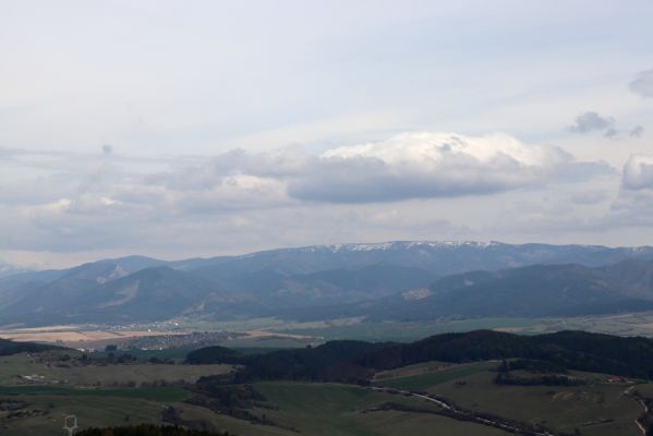 Malé Ledenice, 17.4.2019
Strážovské vrchy, vrch Dúpna. Pohled na Martinské hole.
Mots-clés: Malé Ledenice Strážovske vrchy vrch Dúpna Martinské hole