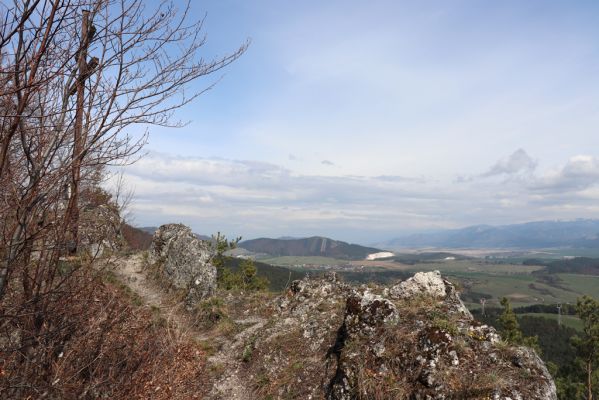 Malé Ledenice, 17.4.2019
Strážovské vrchy, pohled z vrchu Dúpna na severovýchod.
Klíčová slova: Malé Ledenice Strážovske vrchy vrch Dúpna