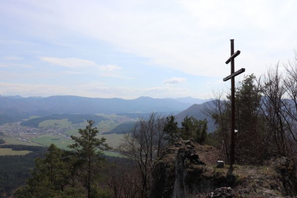 Malé Ledenice, 17.4.2019
Strážovské vrchy, pohled z vrchu Dúpna na Strážov.
Mots-clés: Malé Ledenice Strážovske vrchy vrch Dúpna