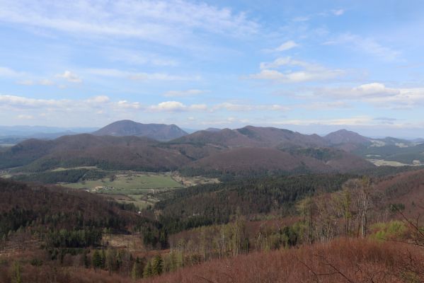 Malé Ledenice, 17.4.2019
Strážovské vrchy, pohled z vrchu Dúpna na sever.
Mots-clés: Malé Ledenice Strážovske vrchy vrch Dúpna