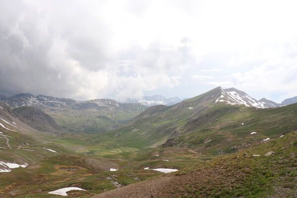 Saint-Dalmas-le-Selvage, 19.6.2023
Alpes Maritimes, valley Ravin de Restefond a Caïre Brun (2823 m).
Klíčová slova: Saint-Dalmas-le-Selvage Alpes Maritimes