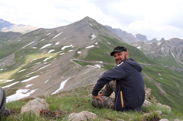 Saint-Dalmas-le-Selvage, 19.6.2023
Alpes Maritimes, Tête de Brague. Pohled na Cime de Vermillon (2579 m) a Cime de Voga (2777 m).
Keywords: Saint-Dalmas-le-Selvage Alpes Maritimes Col de Raspaillon Cime de Vermillon Anostirus gabilloti Václav Dušánek