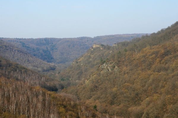 Podmolí - kaňon Dyje, 28.3.2007
Pohled na kaňon Dyje a Nový Hrádek od východu.
Schlüsselwörter: Podmolí Podyjí Nový Hrádek