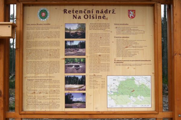 Retenční nádrž Na Olšině, 10.4.2008
Informační tabule
Klíčová slova: Hradec Králové retenční nádrž Na Olšině