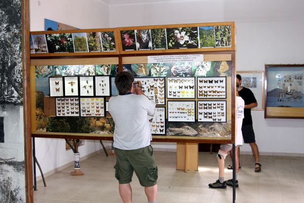 Neochori - přírodovědné muzeum
V přírodovědném muzeu...
Mots-clés: Preveza Neochori muzeum