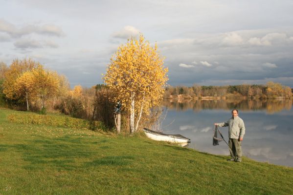 Opatovice nad Labem, 10.11.2013
Podzimní pláž u Opaťáku. Na břehu šéf pláže Pepíno Záruba.


Klíčová slova: Opatovice nad Labem Opaťák pláž Záruba