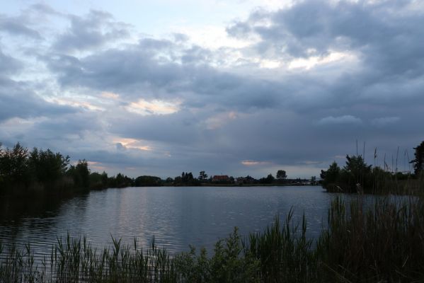 Opatovice nad Labem, 24.5.2020
Pohřebačka - Opaťák.
Schlüsselwörter: Opatovice nad Labem Pohřebačka Opaťák