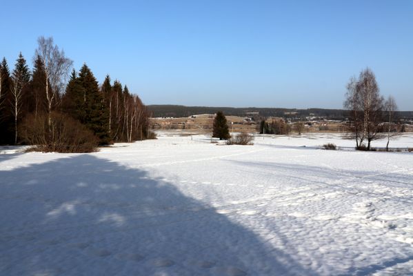 Orlické Záhoří, 25.2.2021
Trčkov - pohled na Trčkovské louky a polskou Lasówku.
Mots-clés: Orlické Záhoří Trčkov Trčkovské louky Lasówka