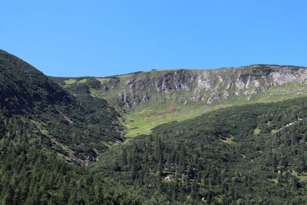 Pec pod Sněžkou, 21.8.2020
Krkonoše, Obří důl, Úpská jáma. Pohled na Krakonošovu zahrádku.
Klíčová slova: Pec pod Sněžkou Krkonoše Obří důl Úpská jáma Krakonošova zahrádka