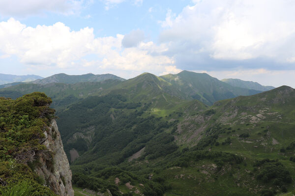 Pievepelago, 17.6.2023
Parco regionalle dell´Alto Appennnino Modenese, Monte Rondinaio. 
Klíčová slova: Provincia di Modena Emilia-Romagna Pievepelago Parco regionalle dell´Alto Appennnino Modenese Lago Baccio Monte Rondinaio