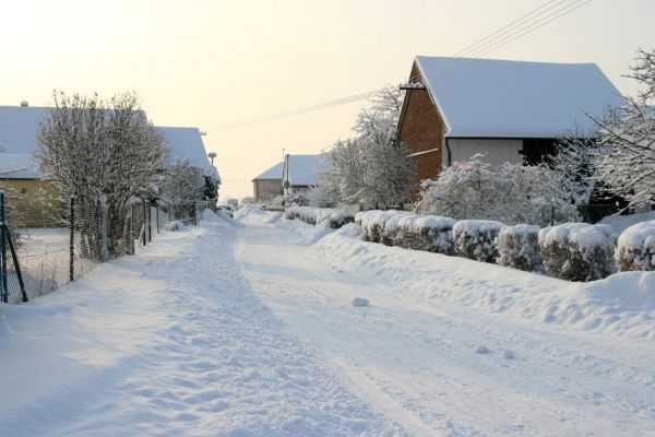 Pohřebačka 34, 11.1.2010
Sněhové nadělení v Pohřebačce. 
Klíčová slova: Opatovice nad Labem Pohřebačka