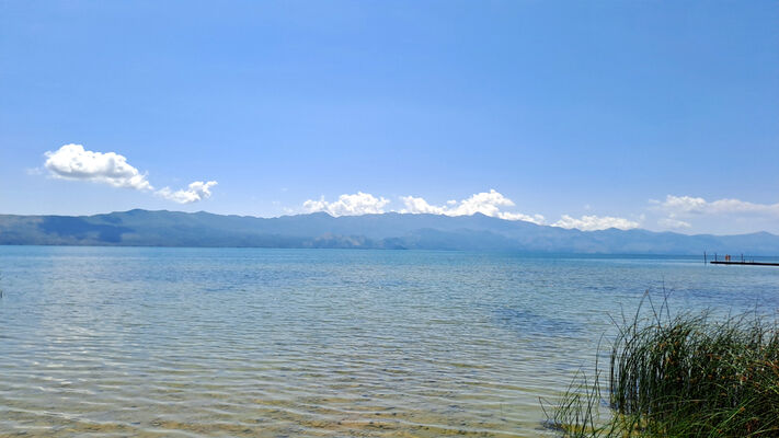 Omaraj, 28.6.2024
Skadarské jezero a pohoří Rumija.
Klíčová slova: Skadar Skadarské jezero Omaraj