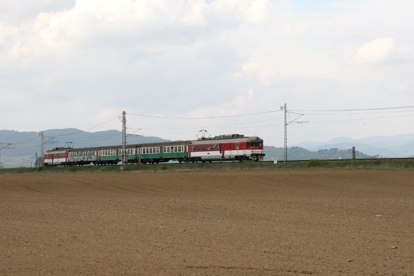 Šarišské Michaľany, 21.4.2014
Entomologický expres Prešov-Lipany.
Keywords: Šarišské Michaľany