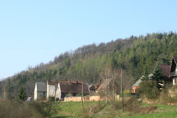 Deštnice - Sádek, Sádecký vrch, 11.4.2007
Pohled na Sádecký vrch od Deštnice.
Schlüsselwörter: Deštnice Sádek Sádecký vrch