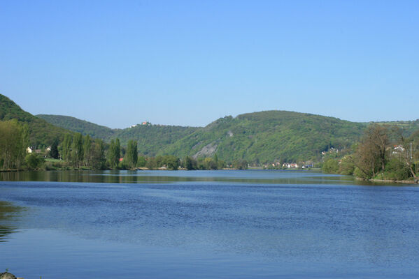 Ústí nad Labem, Sebuzín, 22.4.2007
Labe u Sebuzína. Pohled na Dolní Zálezly a kostel Svaté Barbory.
Schlüsselwörter: Ústí nad Labem Sebuzín Labe České středohoří