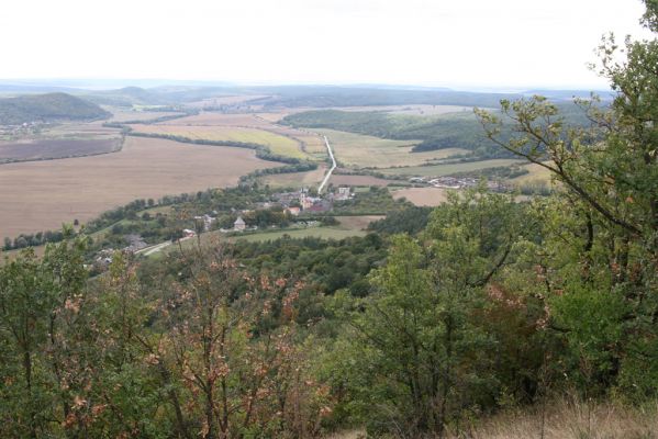 Šivetice, 2.10.2013
Vrch Muteň - pohled na Šivetice.
Klíčová slova: Šivetice vrch Muteň