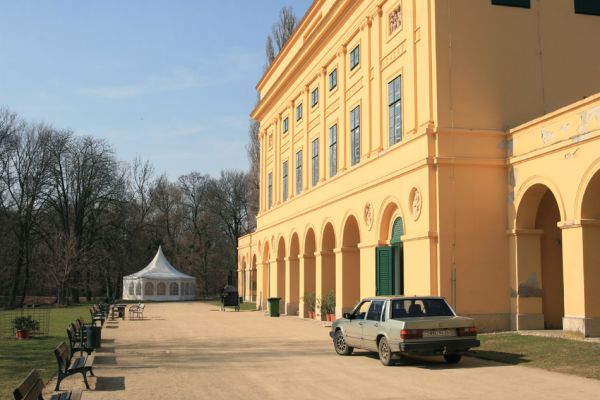 Břeclav - Pohansko, 24.3.2010
Lovecký zámeček Pohansko. Letos jsme zde byli prvními entomologickými hosty.
Klíčová slova: Břeclav Pohansko