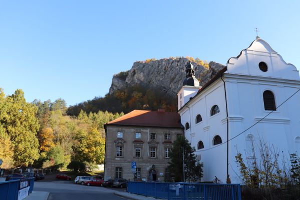 Svatý Jan pod Skalou, 20.10.2021
Klášter benediktinů.
Mots-clés: Český kras Svatý Jan pod Skalou klášter benediktinů