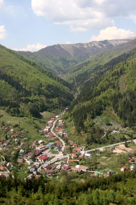 Staré Hory, 2.5.2012
Vrch Klopačka - pohled na Staré Hory a Tureckou dolinu.
Klíčová slova: Staré Hory vrch Klopačka Veľká Fatra Turecká dolina